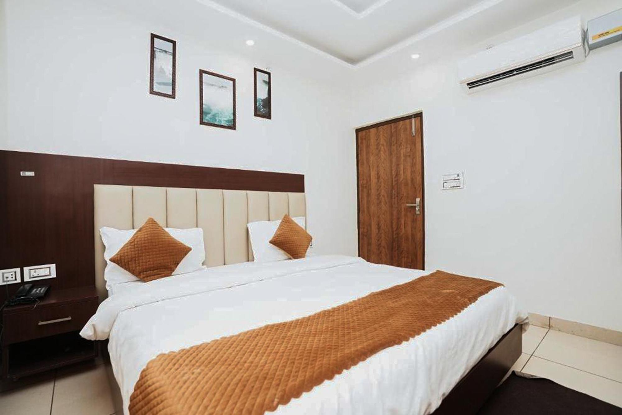 Hotel The 7 Seas Rishīkesh 외부 사진