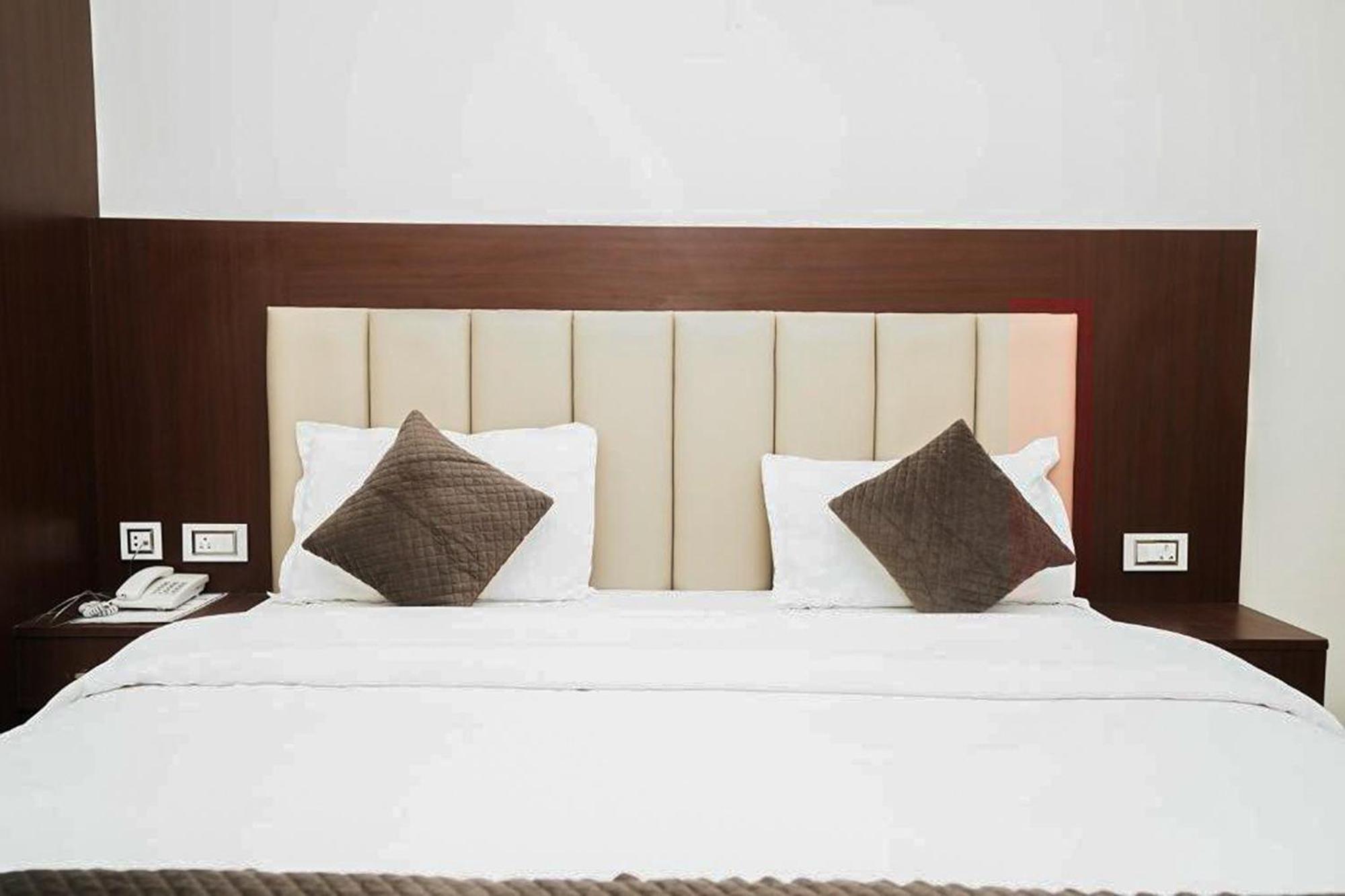 Hotel The 7 Seas Rishīkesh 외부 사진