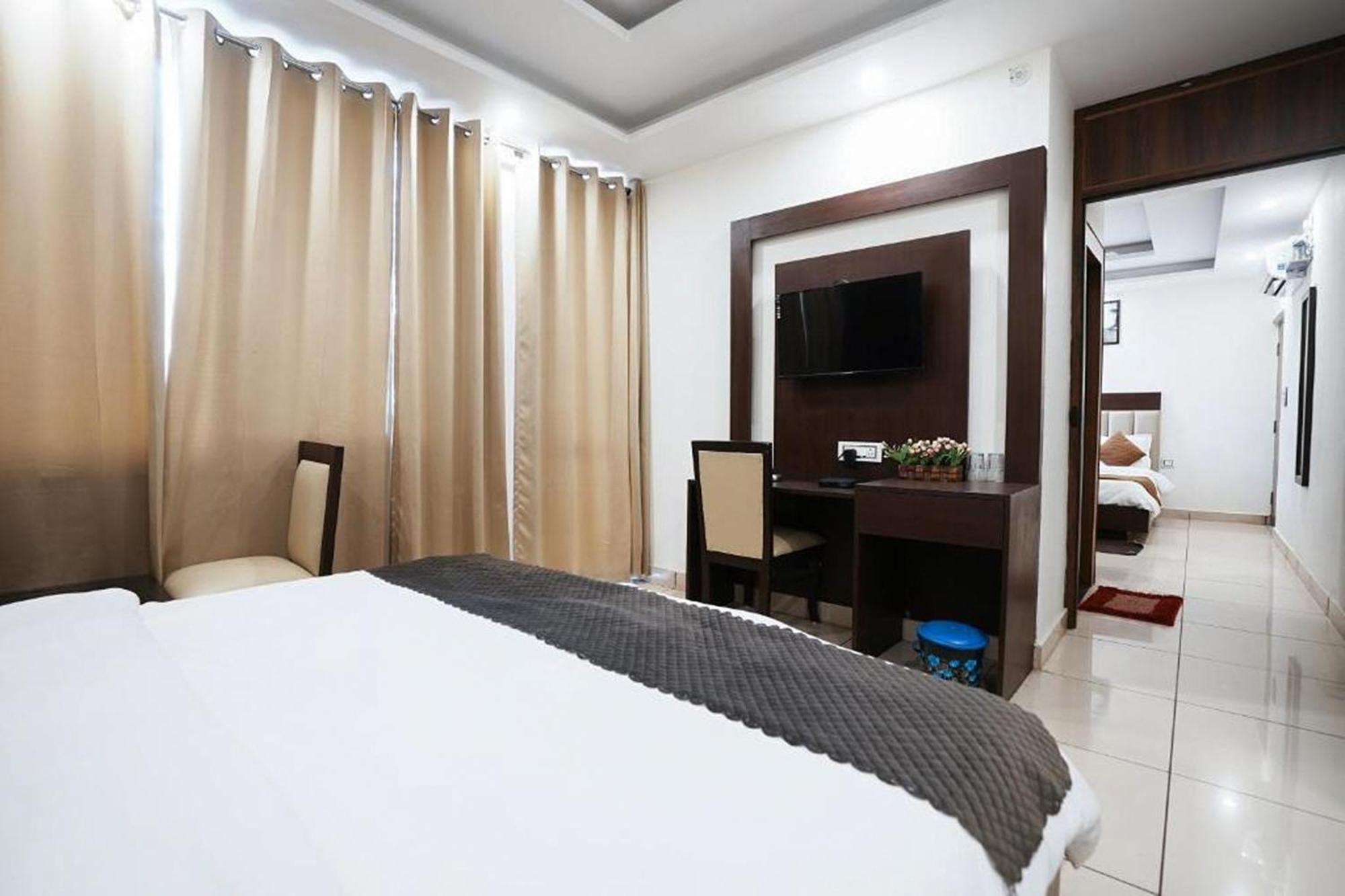Hotel The 7 Seas Rishīkesh 외부 사진