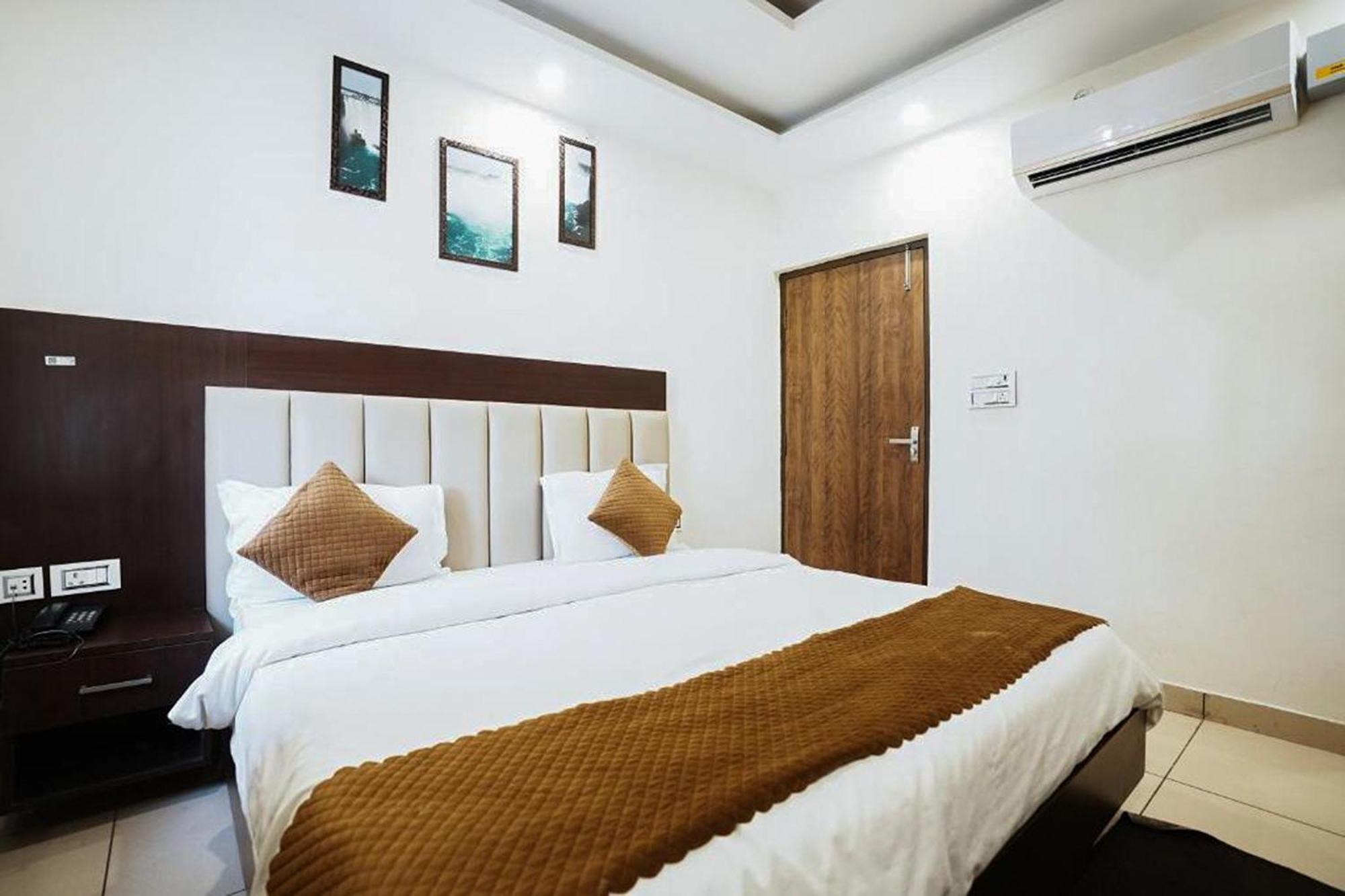 Hotel The 7 Seas Rishīkesh 외부 사진