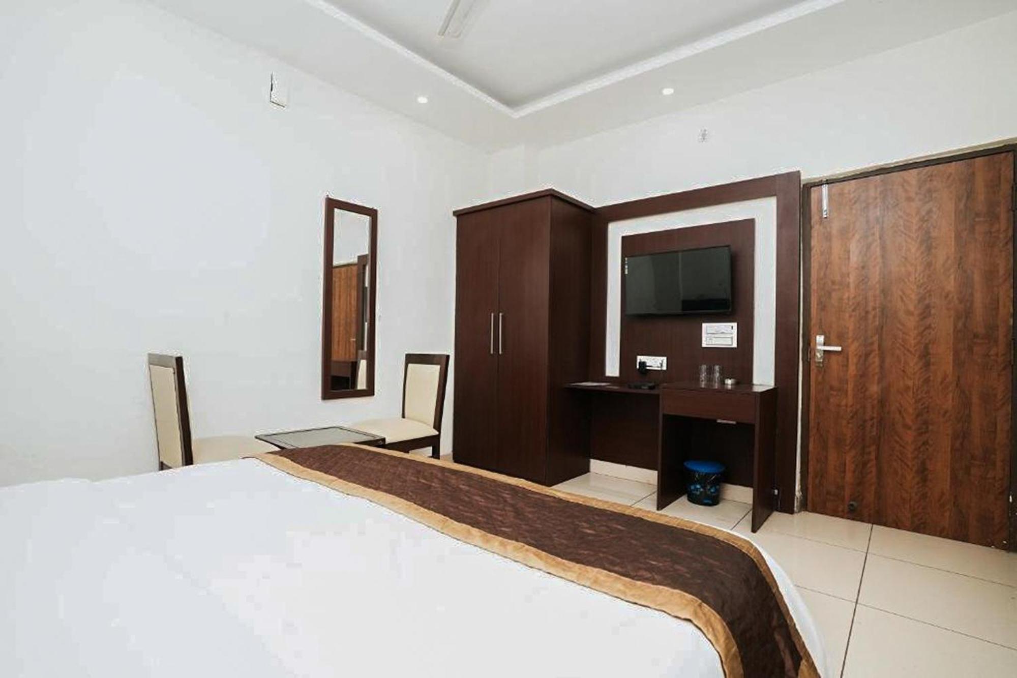Hotel The 7 Seas Rishīkesh 외부 사진